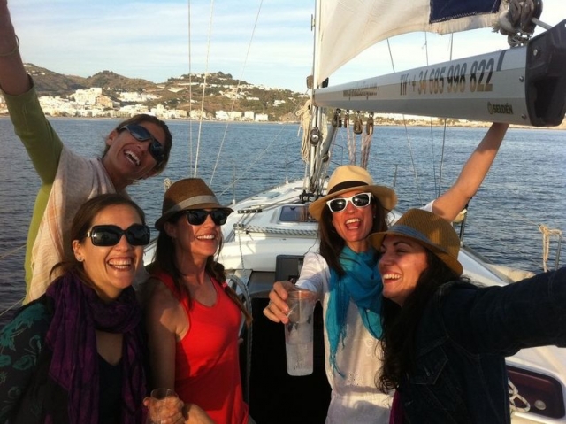 Navega con tus amigas
